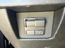 2025 GMC Canyon AT4 - Photo 17