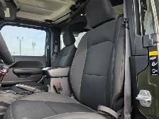 2023 Jeep Wrangler Willys - Photo 17