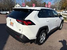 2021 Toyota RAV4 XLE XLE AWD - Photo 6