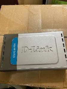 DLINK Network Switch (DGS-1008D)