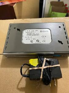 DLINK Network Switch (DGS-1008D) - Photo 3