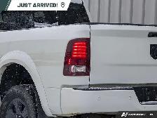 2016 Ram 3500 Laramie 4WD Crew Cab 6.4 Ft Box Laramie - Photo 9