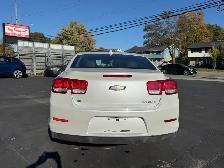 2015 Chevrolet Malibu LT 4dr Sdn LT w/2LT - Photo 6