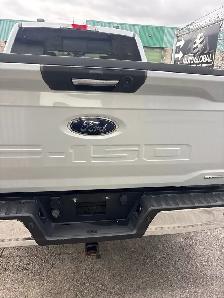 Ford F-150 XLT cabine SuperCrew 4RM caisse de 5,5 pi XLT 2022 - Photo 3