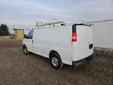 2018 GMC Savana - Photo 3