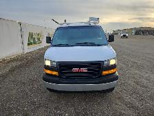 2018 GMC Savana - Photo 8