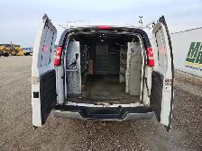 2018 GMC Savana - Photo 14