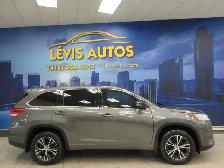TOYOTA HIGHLANDER 2017 LE AWD 8 PASSAGERS TRES PROPRE & TOUT EQU