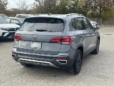 2024 Volkswagen Taos Comfortline with Panoroof, Apple CarPlay, B - Photo 3