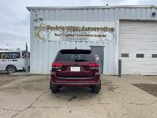 2019 Jeep Grand Cherokee Overland AWD | Power Tailgate | Command - Photo 6