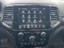 2019 Jeep Grand Cherokee Overland AWD | Power Tailgate | Command - Photo 27