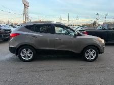 2012 Hyundai Tucson AWD 4dr I4 Auto GLS - Photo 4