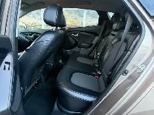 2012 Hyundai Tucson AWD 4dr I4 Auto GLS - Photo 10