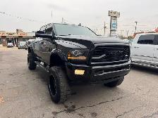 2018 Ram 3500 Laramie 4x4 Crew Cab 6'4' Box - Photo 3