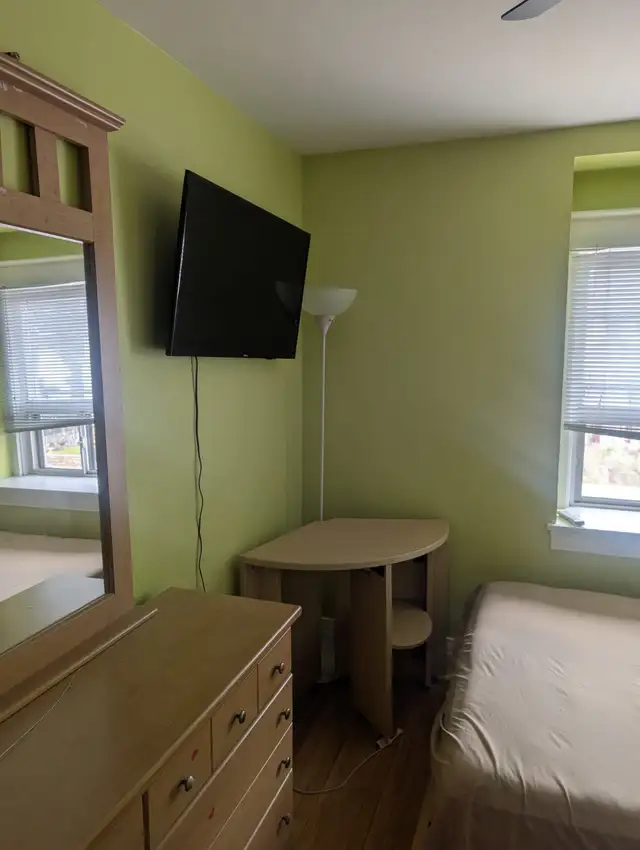 Room (Furnished) Short or Long Stay @ St. Clair W & Oakwood $780