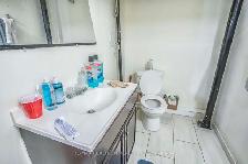 1 BEDROOM BASEMENT APARTMENT NEAR SHERIDAN COLLEGE BRAMPTON - Photo 7