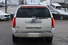 2009 Cadillac Escalade AWD 4DR - Photo 6