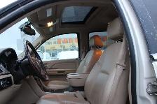 2009 Cadillac Escalade AWD 4DR - Photo 24