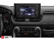2021 Toyota RAV4 LE - Photo 7