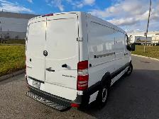 2016 Mercedes-Benz Sprinter 2500 - Photo 4