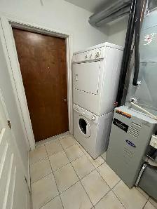 Well-Designed 3-BR 2nd-Floor Unit with Patio near RVH & College - Photo 13
