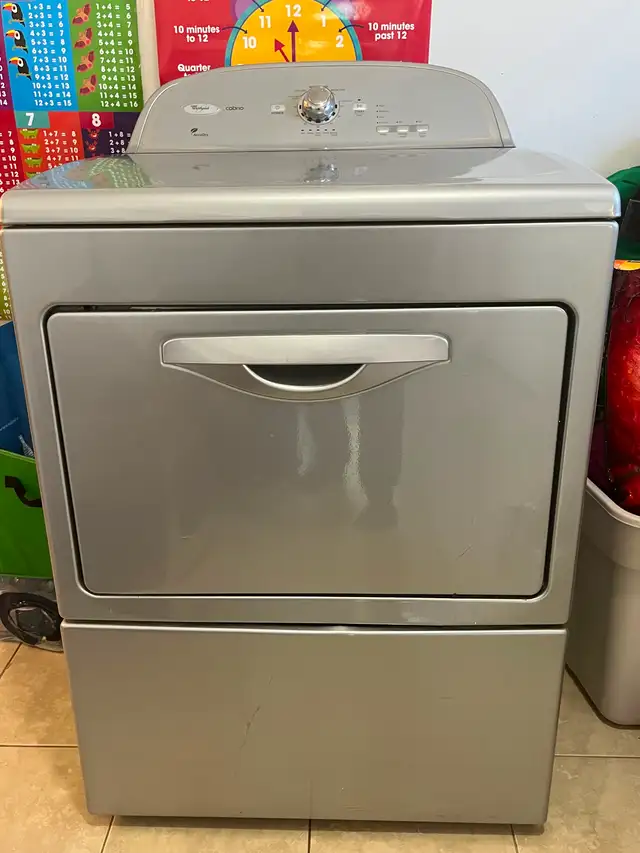 Whirlpool 27" Gas Dryer