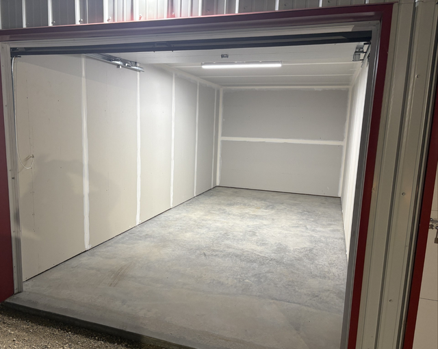 INDOOR Storage Unit / Garage for RENT
