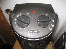 Konwin 18-inch 1500W Ceramic Tower Heater - Photo 3