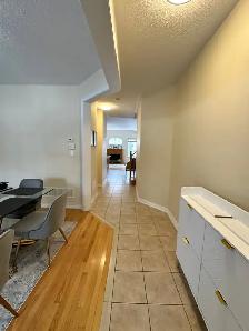 Master bedroom for rent in Richmond Hill - Photo 7