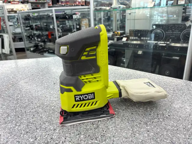 Ryobi P440 18V Palm Sander