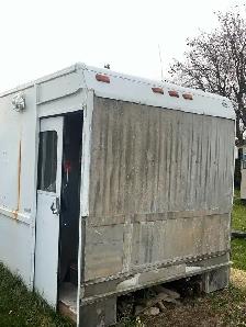Enclosed Trailer (17 1/2 x 7 1/2) - Photo 5