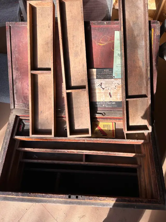 Carpenter Cabinet Makers tool chest