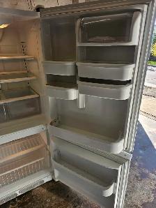 maytag Refrigerator sale - Photo 3