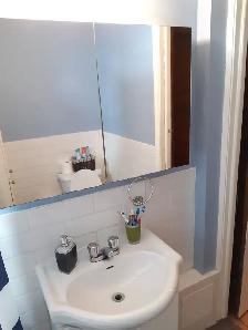 Grande chambre avec balcon à Côte-des-Neiges | Tout inclus | 500 - Photo 8