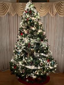 Christmas Tree - 7.5 foot artificial tree