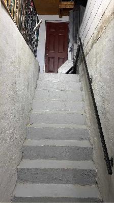 Basement apt. for rent. Close to Trilliu m Hospital - Photo 5