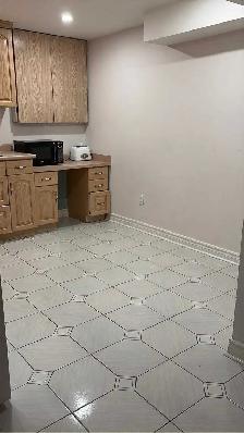 Basement apt. for rent. Close to Trilliu m Hospital - Photo 7