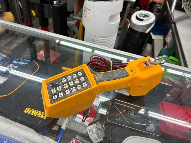 Fluke Networks TS22A Telephone