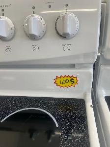 Cuisinière Kenmore blanche vitrocéramique