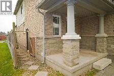 Legal basement in a detached house for rent - South end, Guelph - Photo 2