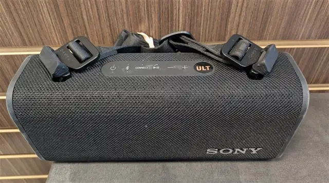 Sony ULT Field 3 Blu-Tooth Speaker