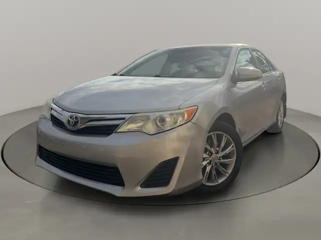 2014 Toyota Camry LE (CERTIFIED)