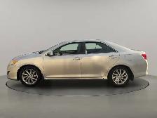 2014 Toyota Camry LE (CERTIFIED) - Photo 2