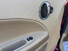 2008 Chevrolet HHR (CERTIFED) LT - Photo 8