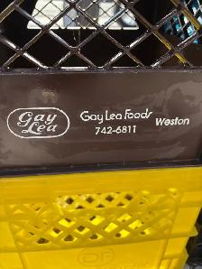 Vintage milk crates - Photo 3