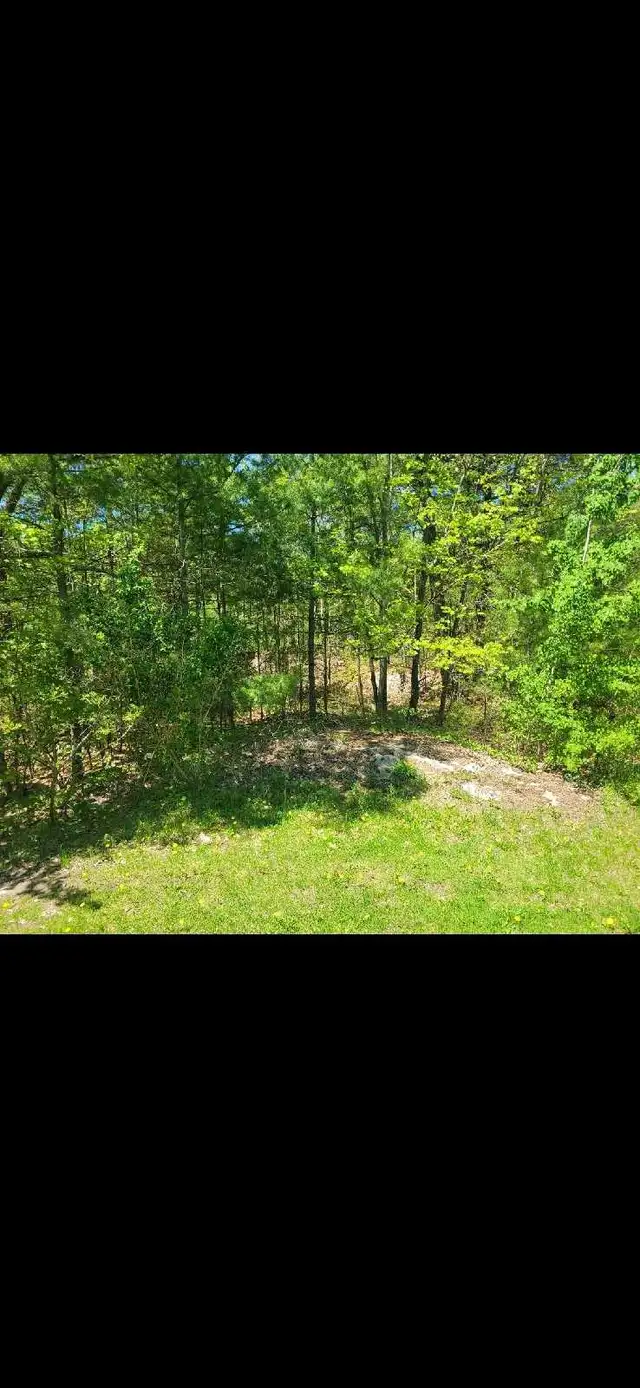 Terrain à vendre / Land for Sale