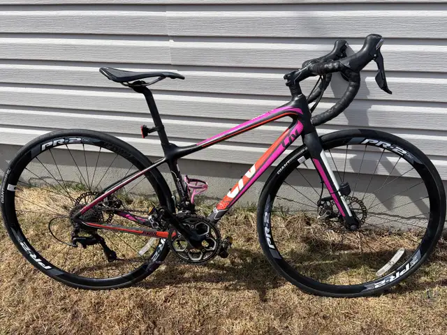 vélo route femme Liv Advail advanced 2