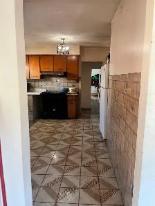 BUNGLOW( 3 BHK UPP FLOOR) AVAILABLE NOW & RENT IMMEDIATELY IN M - Photo 3
