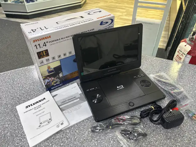 Sylvania SDVF1187 Portable Blue-Ray Player Boxed