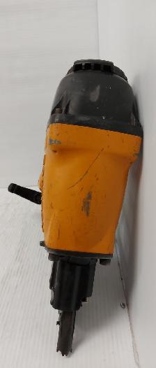 (N91622-2) Bostitch F28WW Wire Fed Framing Nailer - Photo 2